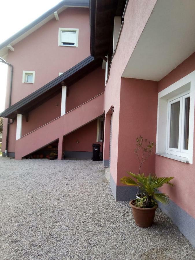Studio Apartman Zagreb Horvati Rakov Potok Εξωτερικό φωτογραφία